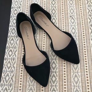 Breckelle’s D’Orsay Flats size 8